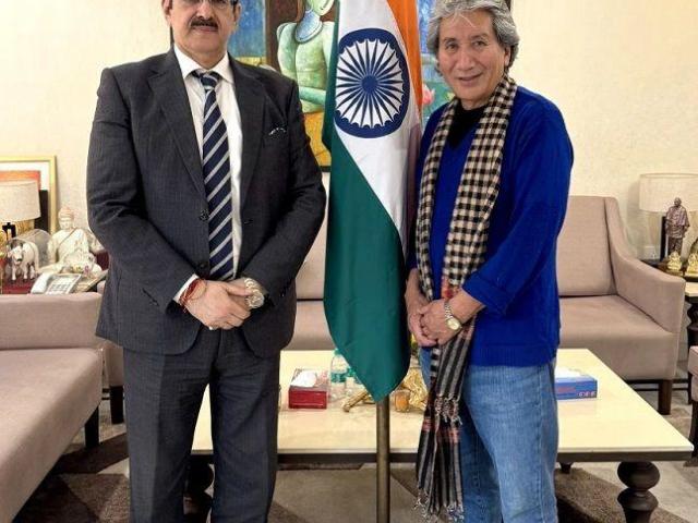 Phunsok Ladhakhi Visits AAFT After 23 Years, Inspires Students with a Special Workshop